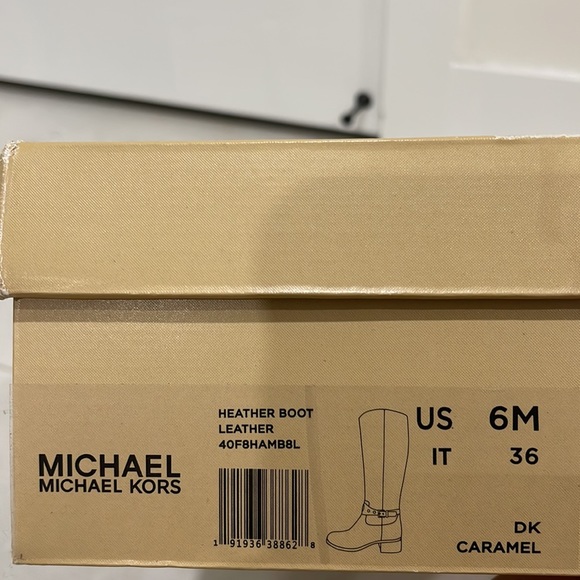 Michael Kors Heather Boot - Picture 2 of 6